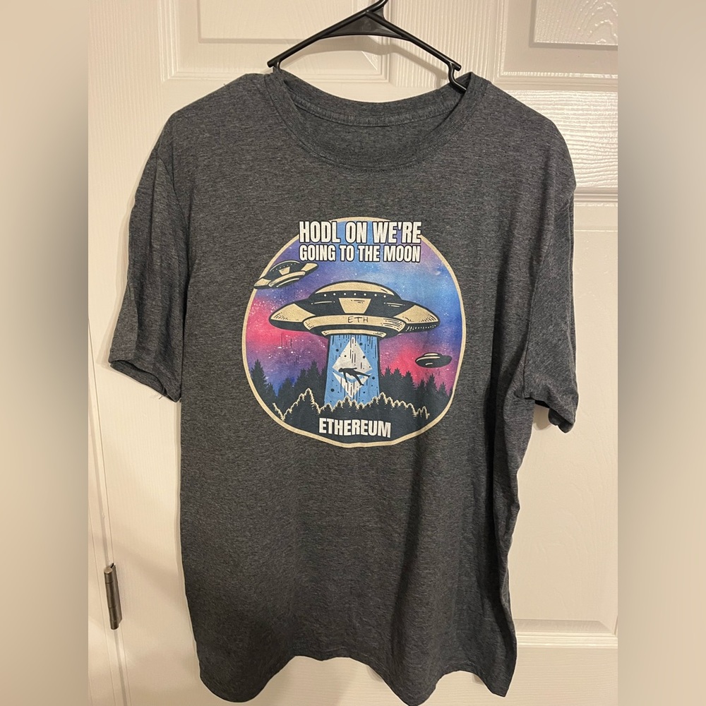 Mens Ethereum Shirt - Cryptocurrency- L